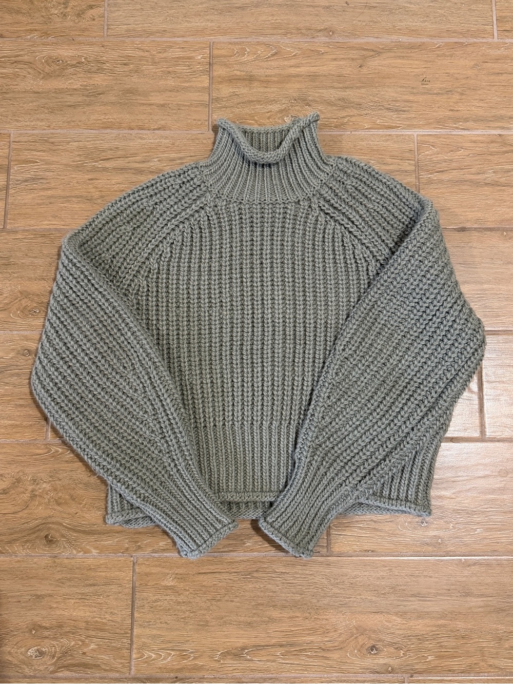 Women’s Chunky Knit Turtleneck Sweater - Sage Color